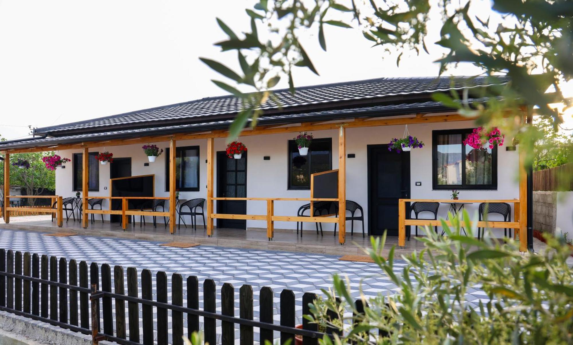 Olive Oasis Studio Берат Экстерьер фото